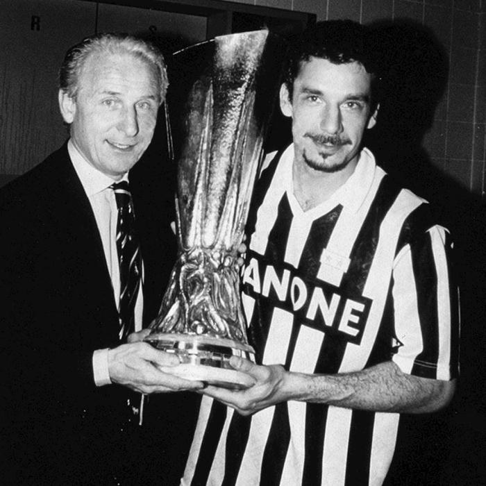 Preview: Juventus Turin 1992/93 Coppa UEFA Retro Trikot
