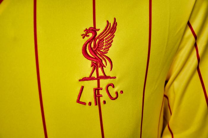 Preview: Liverpool FC 1982 auswärts Retro Trikot